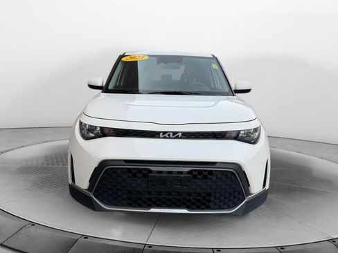 Used 2023 Kia Soul LX image 8