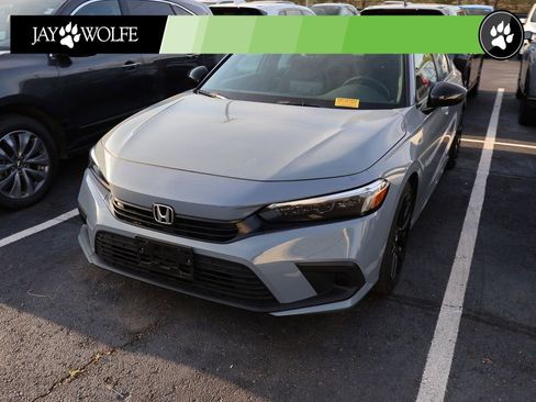 Used 2024 Honda Civic Sport image 3