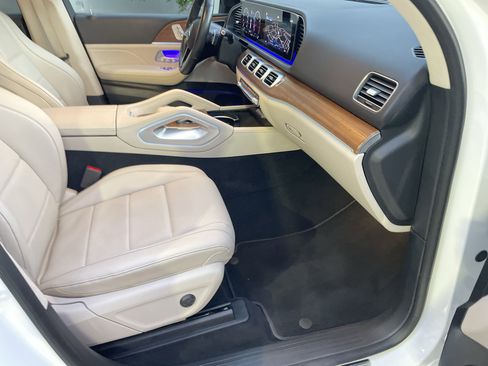 Certified 2025 Mercedes-Benz GLE 350 4MATIC image 48