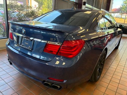 Used 2011 BMW ALPINA B7 xDrive w/ Rear Entertainment Pkg AWD/4WD image 10
