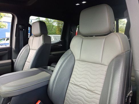 Certified 2024 Chevrolet Silverado 1500 ZR2 image 14