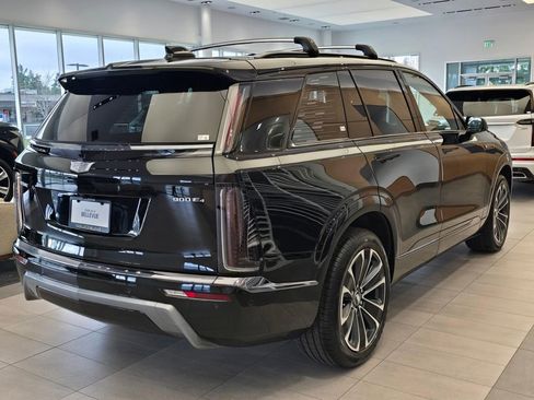 New 2026 Cadillac Vistiq Sport image 5