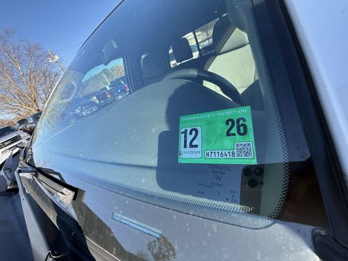 Used 2013 Toyota Tacoma 4WD Access Cab V6 AT (Natl) w/ Convenience Pkg image 18