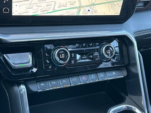 Used 2023 GMC Sierra 1500 Denali Ultimate image 31