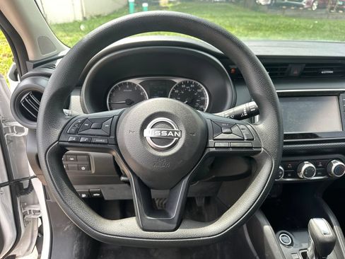 Certified 2024 Nissan Kicks S FWD image 15