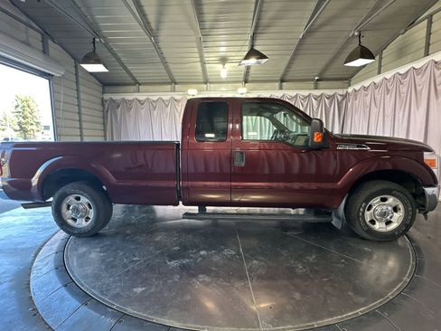 Used 2011 Ford F250 XLT image 9