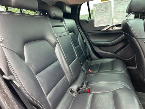 Used 2017 INFINITI QX30 Premium w/ Navigation Package AWD/4WD image 23