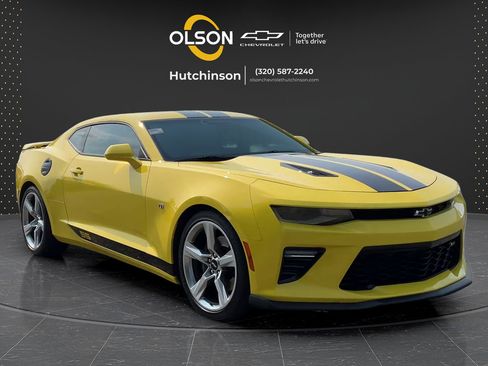 Used 2018 Chevrolet Camaro SS RWD image 13
