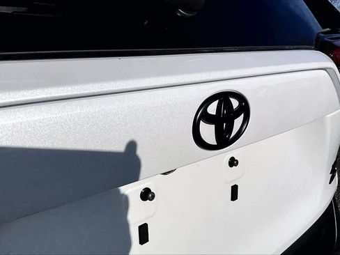 Certified 2025 Toyota RAV4 XLE Premium image 28