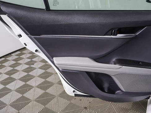 Used 2024 Toyota Camry LE image 18