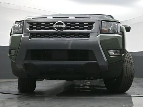Used 2025 Nissan Frontier SV w/ SV Convenience Package image 33