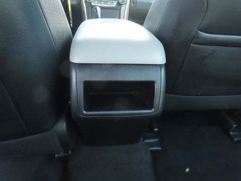 Used 2016 Toyota Camry SE FWD image 20