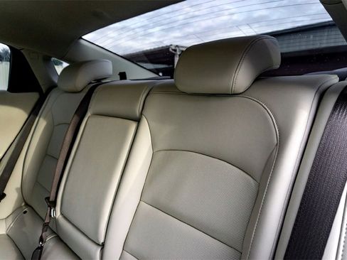 Used 2024 Chevrolet Malibu LT image 26