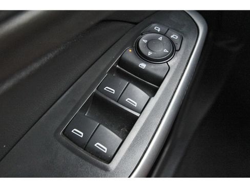Used 2025 Chevrolet Trax LS w/ LS Convenience Package FWD image 24