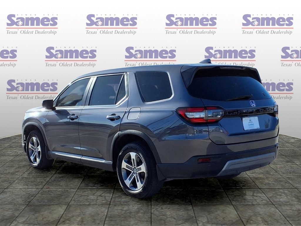 Certified 2024 Honda Pilot EX-L image 5