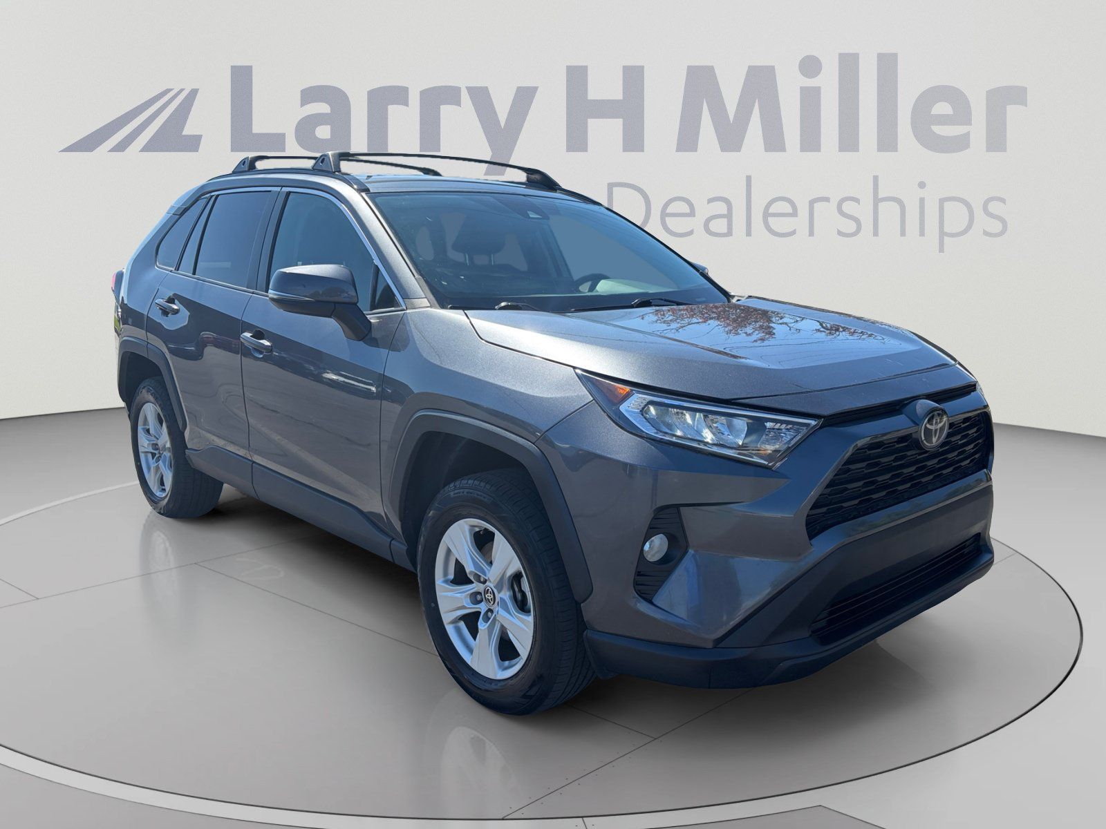 Used 2021 Toyota RAV4 XLE AWD/4WD image 7