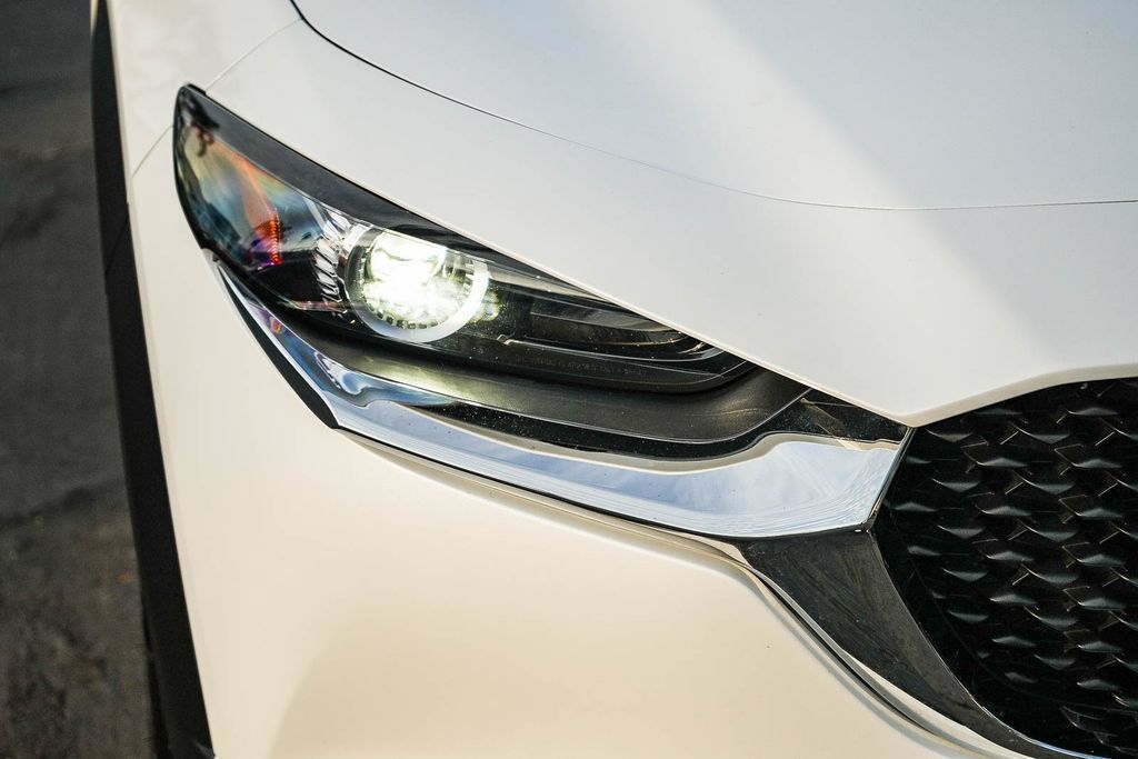 Used 2021 MAZDA CX-30 FWD 2.5 S w/ Select Package image 8