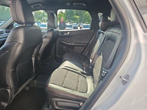 Used 2025 Ford Escape ST-Line Select w/ Tech Pack #1 AWD/4WD image 11