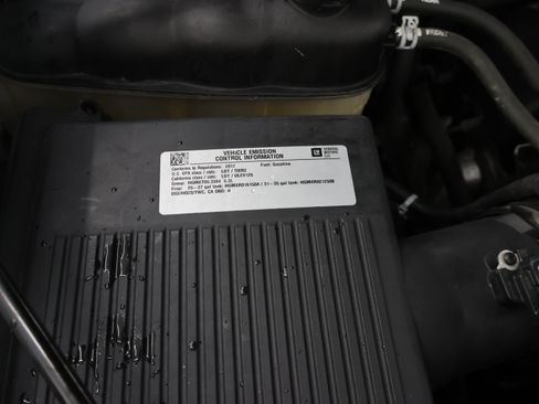 Used 2017 Chevrolet Silverado 1500 LT w/ All Star Edition AWD/4WD image 19
