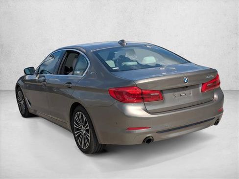 Used 2019 BMW 530e xDrive w/ Convenience Package AWD/4WD image 7