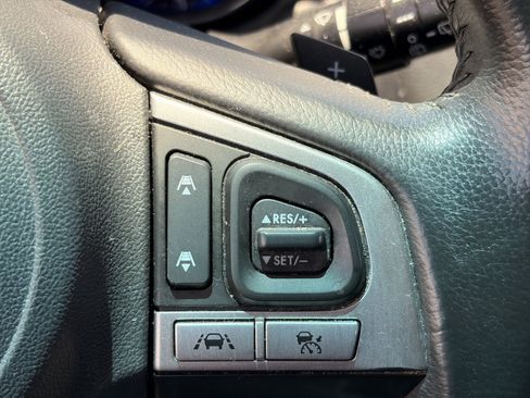 Used 2017 Subaru Outback 2.5i Limited AWD/4WD image 25