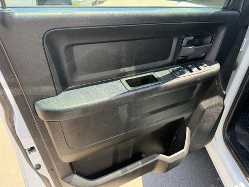 Used 2022 RAM 2500 Tradesman RWD image 15