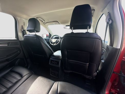 Used 2022 Ford Edge SEL w/ Convenience Package image 29