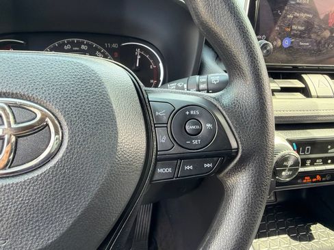 Used 2025 Toyota RAV4 XLE w/ Convenience Package AWD/4WD image 17