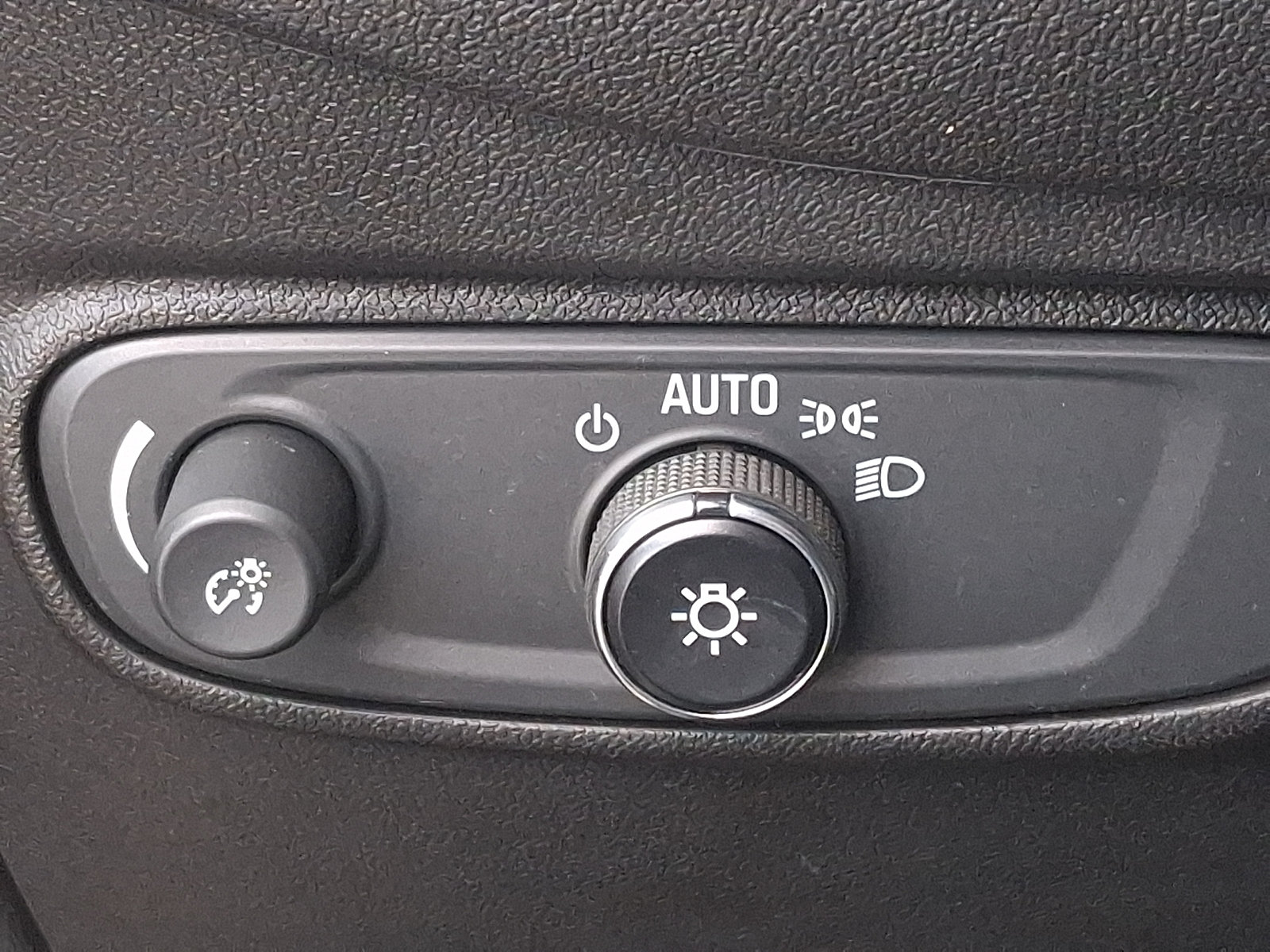 Certified 2022 Chevrolet Equinox LT FWD image 24