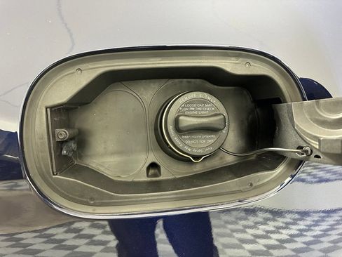 Used 2021 Mercedes-Benz E 350 Sedan image 40