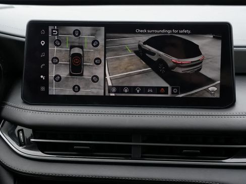 Certified 2026 INFINITI QX60 Luxe w/ Cargo Package AWD/4WD image 14