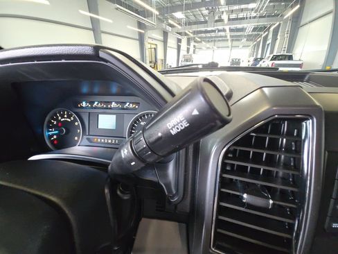 Used 2018 Ford F150 XLT AWD/4WD image 18