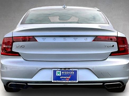 Used 2020 Volvo S90 T6 R-Design w/ Protection Package Premier image 5