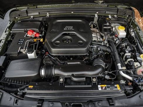 Used 2021 Jeep Wrangler Unlimited Sahara w/ LED Lighting Group image 8