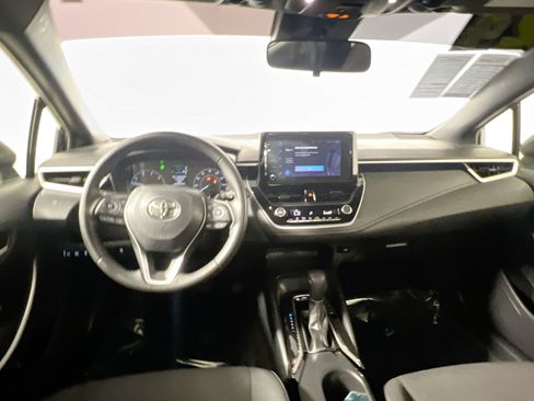 Used 2024 Toyota Corolla SE FWD image 30