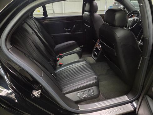 Used 2018 Bentley Flying Spur V8 AWD/4WD image 37