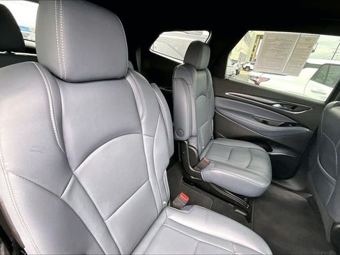 Used 2023 Buick Enclave Essence AWD/4WD image 24