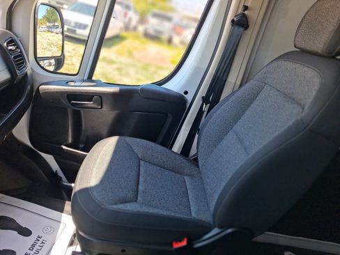 Used 2022 RAM ProMaster 2500 FWD image 13
