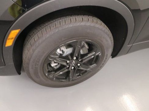 New 2025 Chevrolet Blazer LT w/ Convenience Package image 5