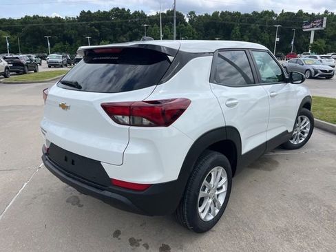 New 2026 Chevrolet TrailBlazer LS FWD image 6
