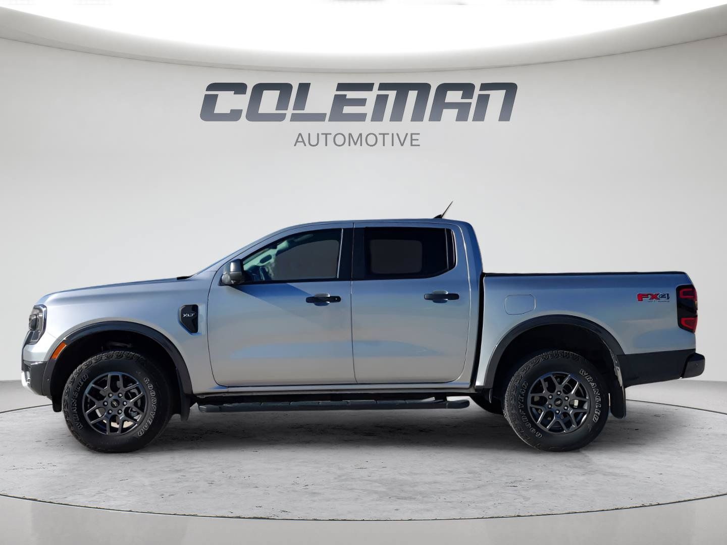 Used 2024 Ford Ranger XLT w/ Technology Package AWD/4WD image 2