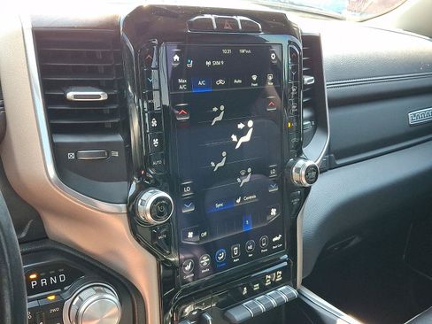 Used 2021 RAM 1500 Laramie AWD/4WD image 16