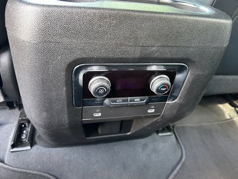 Used 2024 Chevrolet Tahoe LS RWD image 40