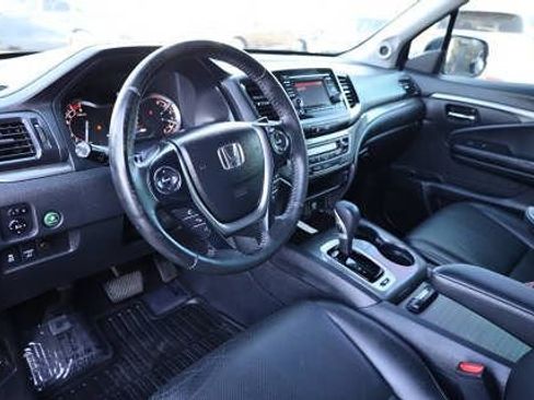 Used 2017 Honda Ridgeline RTL image 17