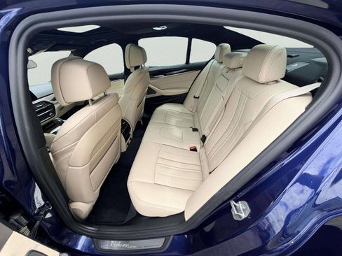 Used 2019 BMW 530i xDrive AWD/4WD image 25