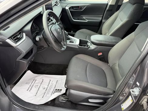 Certified 2025 Toyota RAV4 LE AWD/4WD image 12