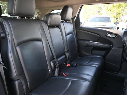 Used 2016 Dodge Journey Crossroad FWD image 24
