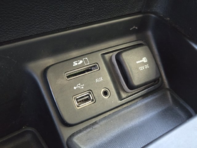 Certified 2016 Jeep Cherokee Latitude FWD image 25