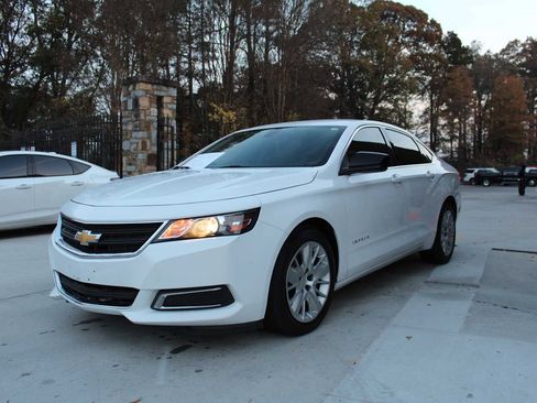 Used 2017 Chevrolet Impala LS image 2