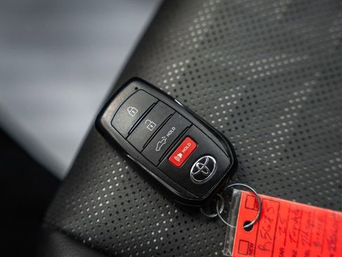 Certified 2025 Toyota Tacoma TRD Sport w/ TRD Sport Premium Package image 50